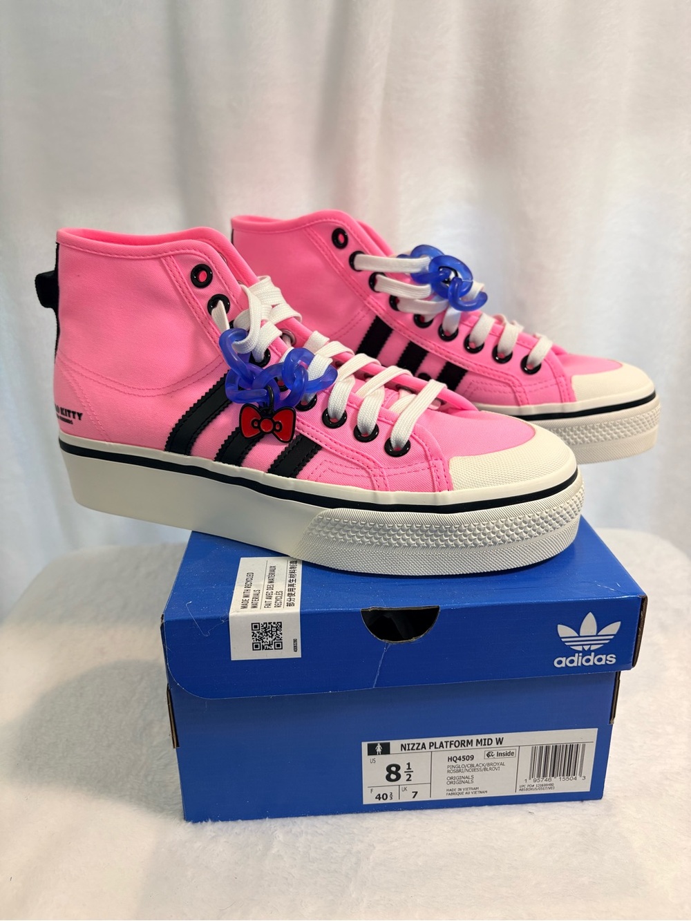 *NIB* Adidas x Hello Kitty Nizza Platform Mid Women's Sneakers (Size: 8.5)